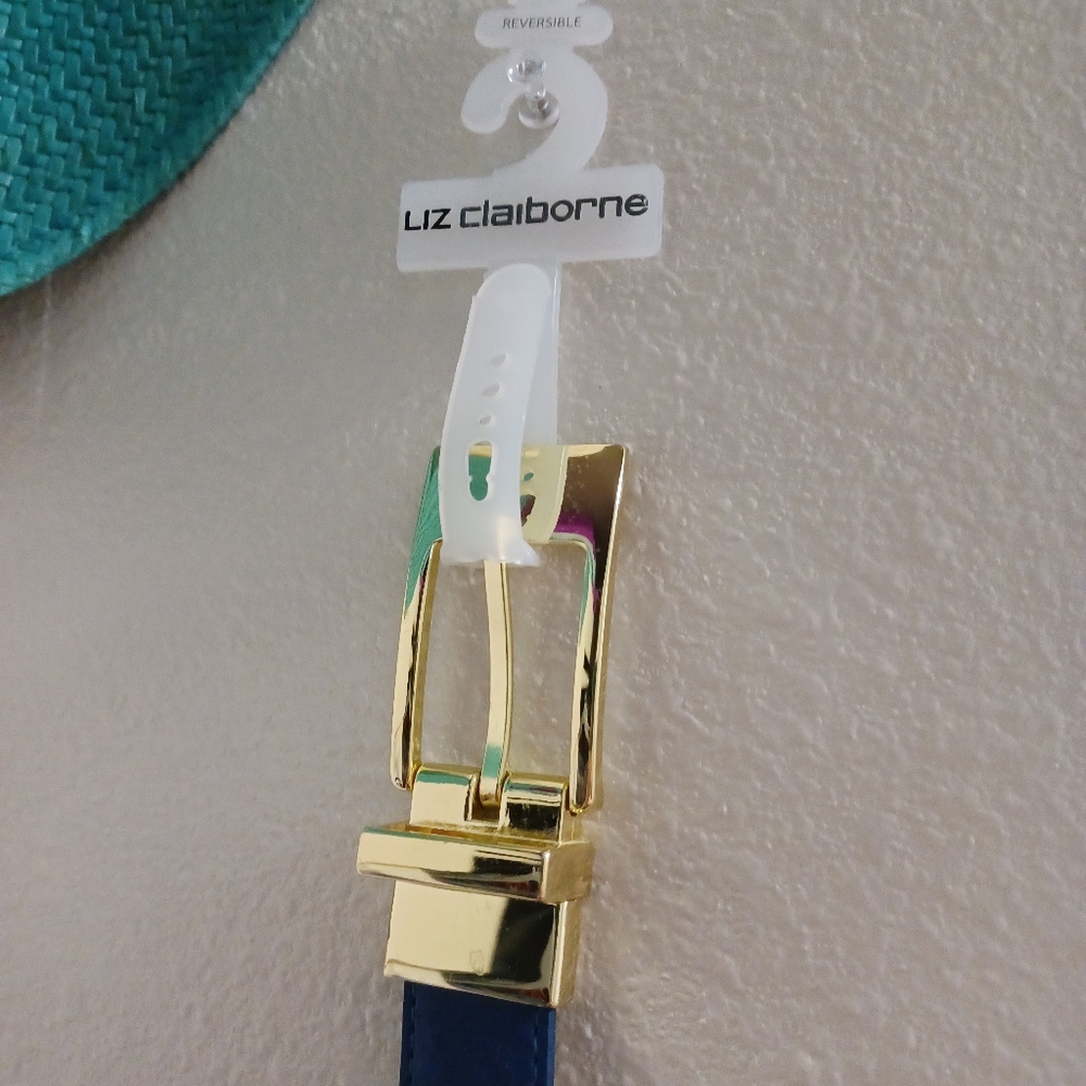 Liz claiborne reversible belt